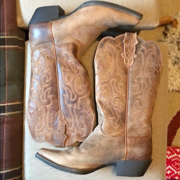 Cowboy boots - Picture 2 of 3